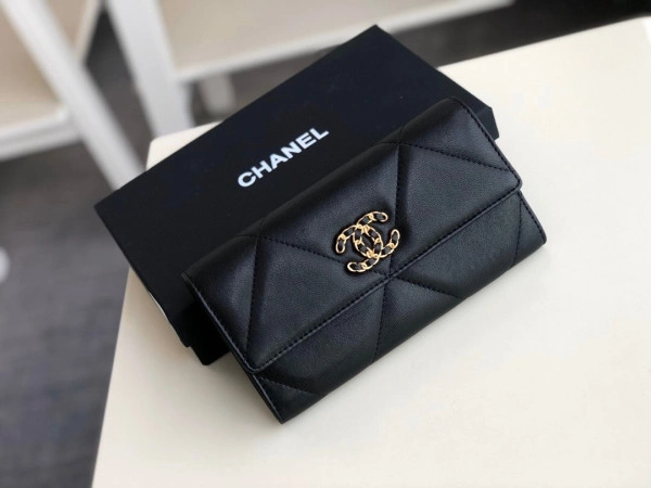 SmartChoice CHANEL 19 LONG FLAP WALLET 93 - Image 4