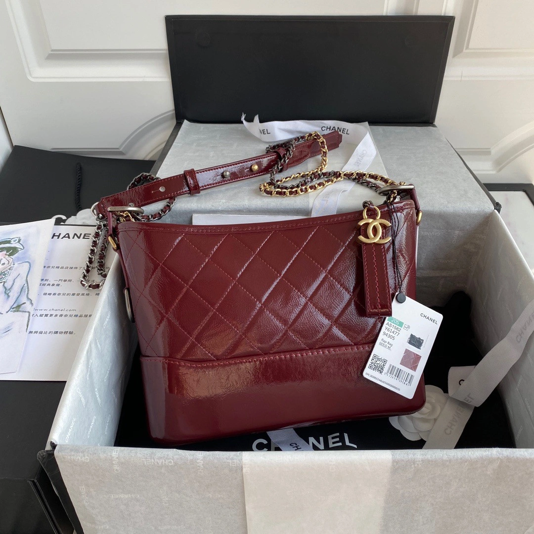 Fashionable CHANEL GABRIELLE 875