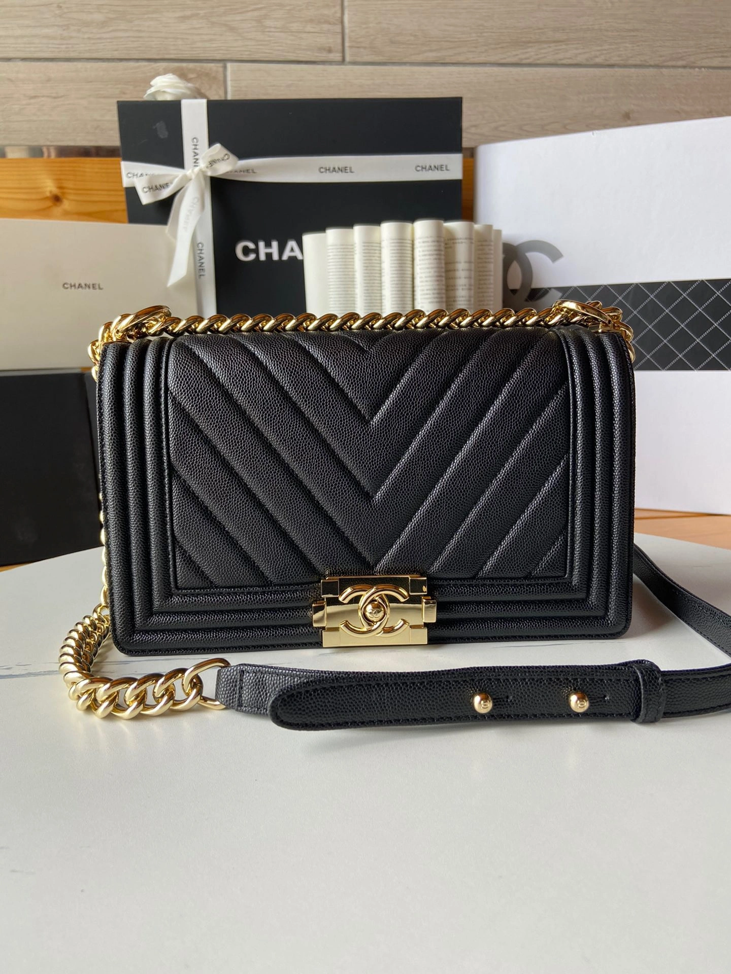 CHANEL BOY BAG 20CM 25CM AllSeason 230 - Image 4
