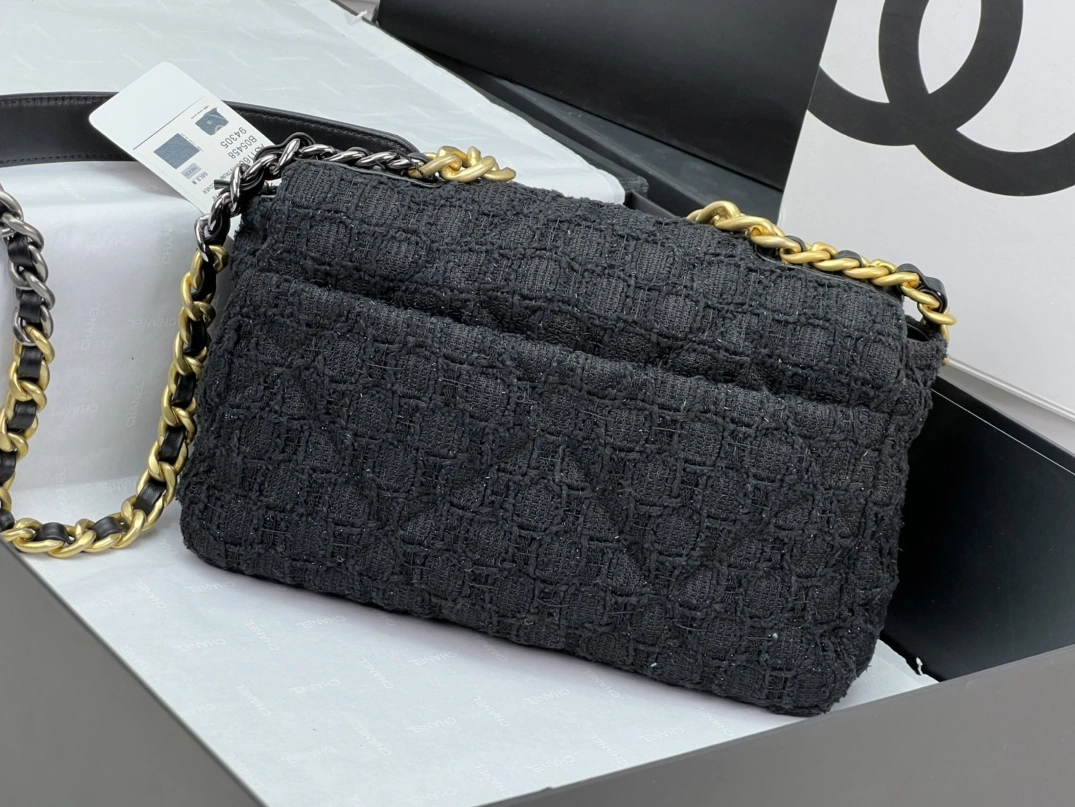Chanel AAA Quality Messenger Bags For Women TopPick 1259 - Image 4