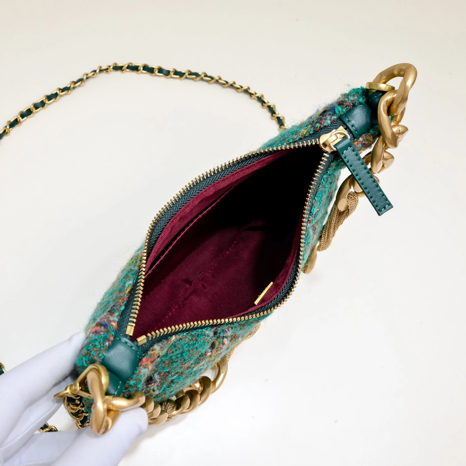 Chanel AAA Quality Messenger Bags For Women Versatile 927 - Image 7