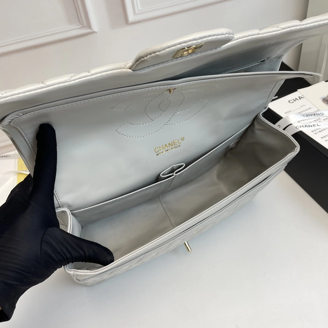 Chanel AAA Quality Shoulder Bags For Women Affordable 3493 - Image 7