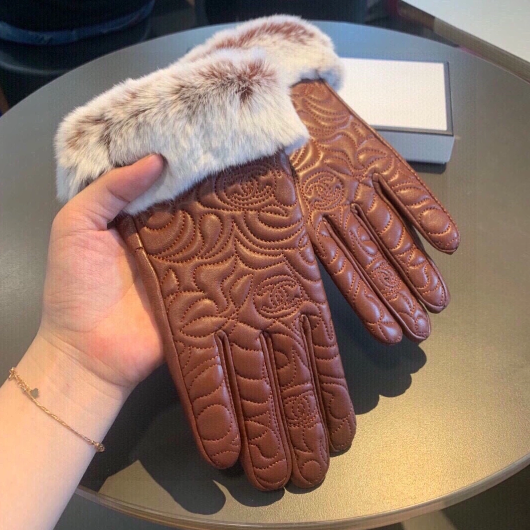 Chanel Gloves For Women Classic 8681 - Image 4