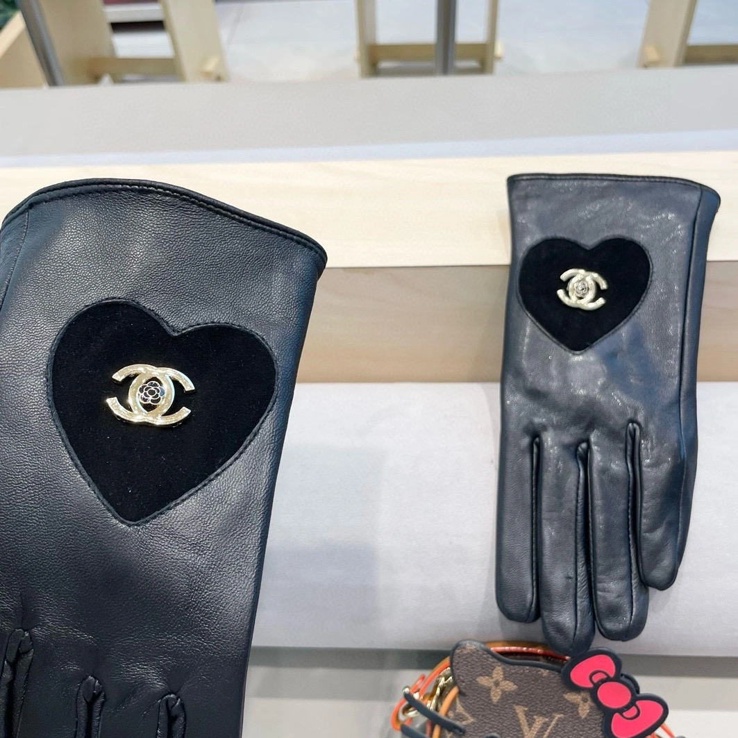 Chanel Gloves For Women Modern 6832 - Image 4