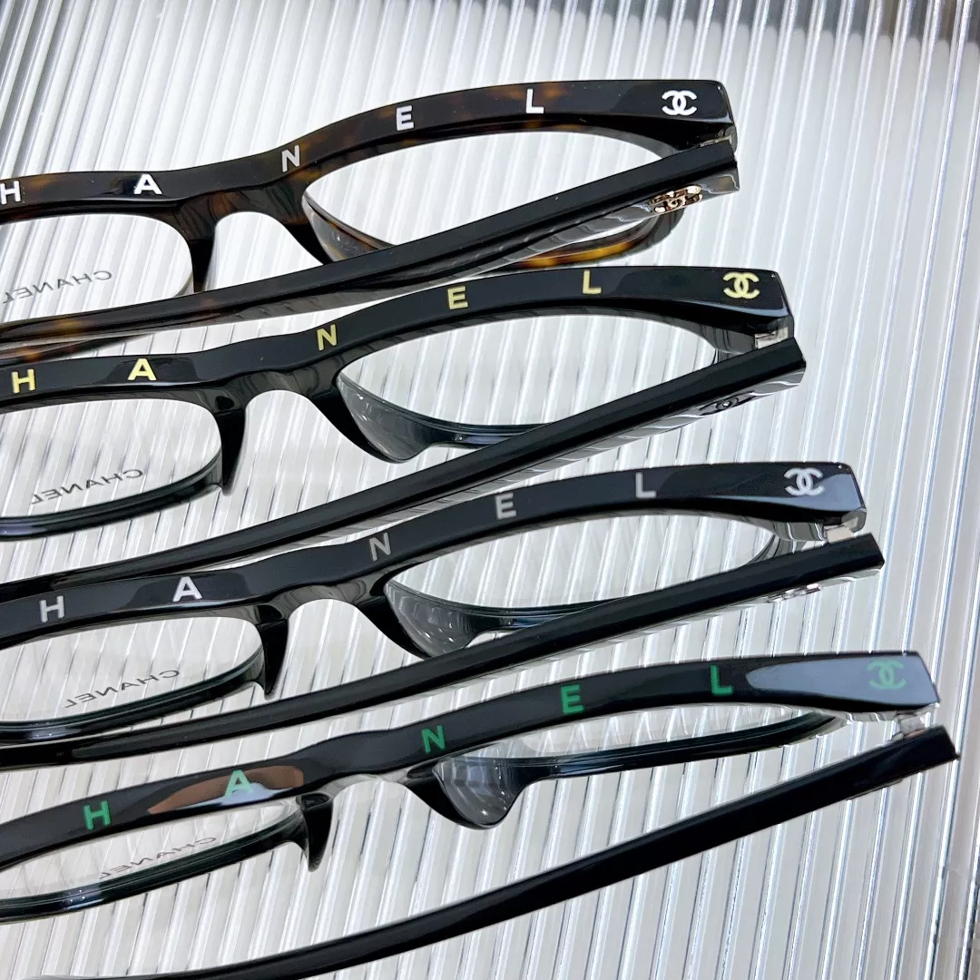 Chanel Goggles Durable 3057 - Image 4