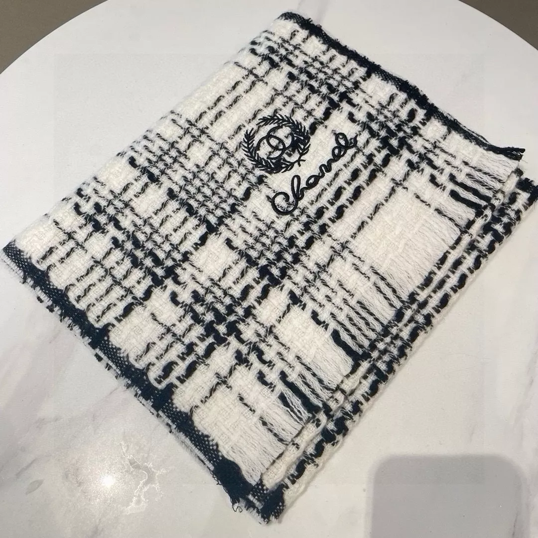 Chanel Scarves For Women Lightweight 9826 - Image 5