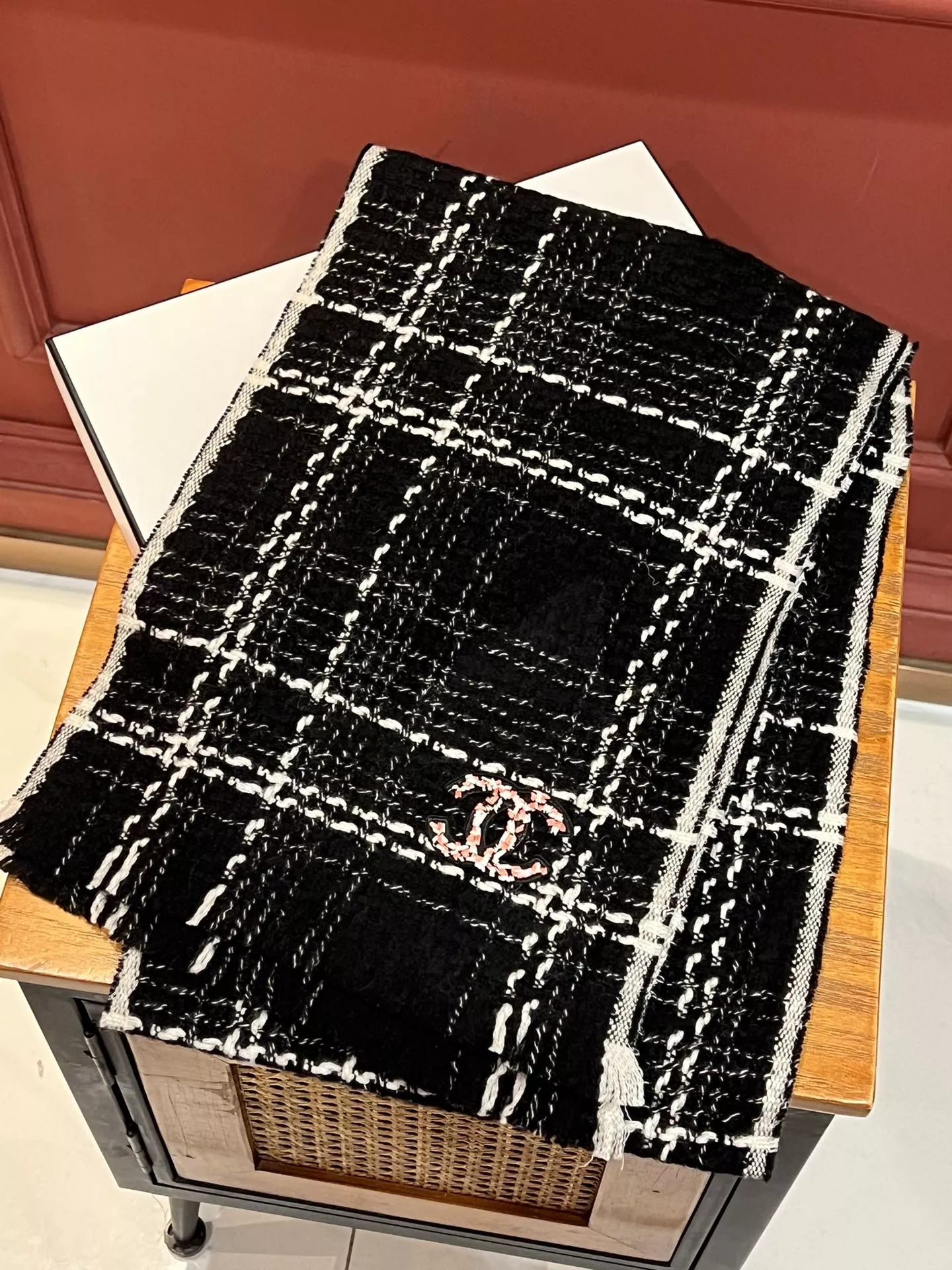 Chanel Scarves For Women Soft 980 - Image 3