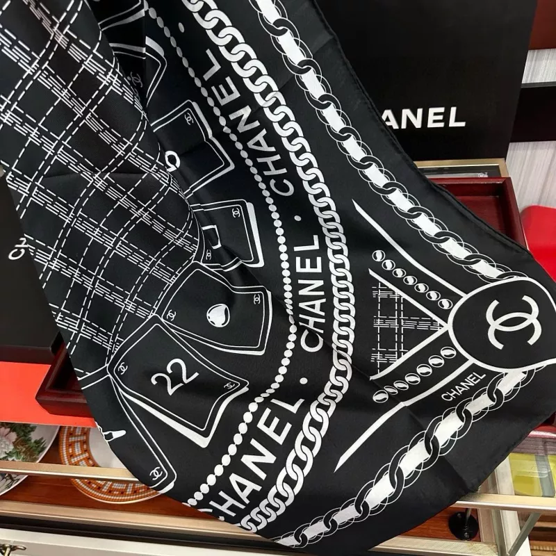 Chanel Silk Squares EyeCatching 9119 - Image 4