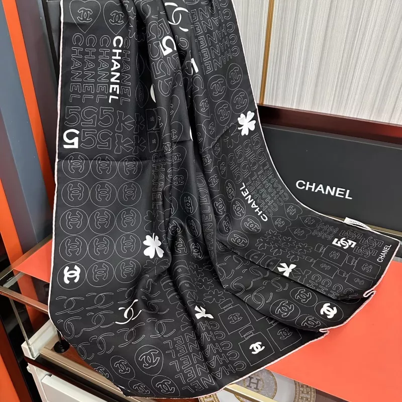Chanel Silk Squares GoAnywhere 521 - Image 4