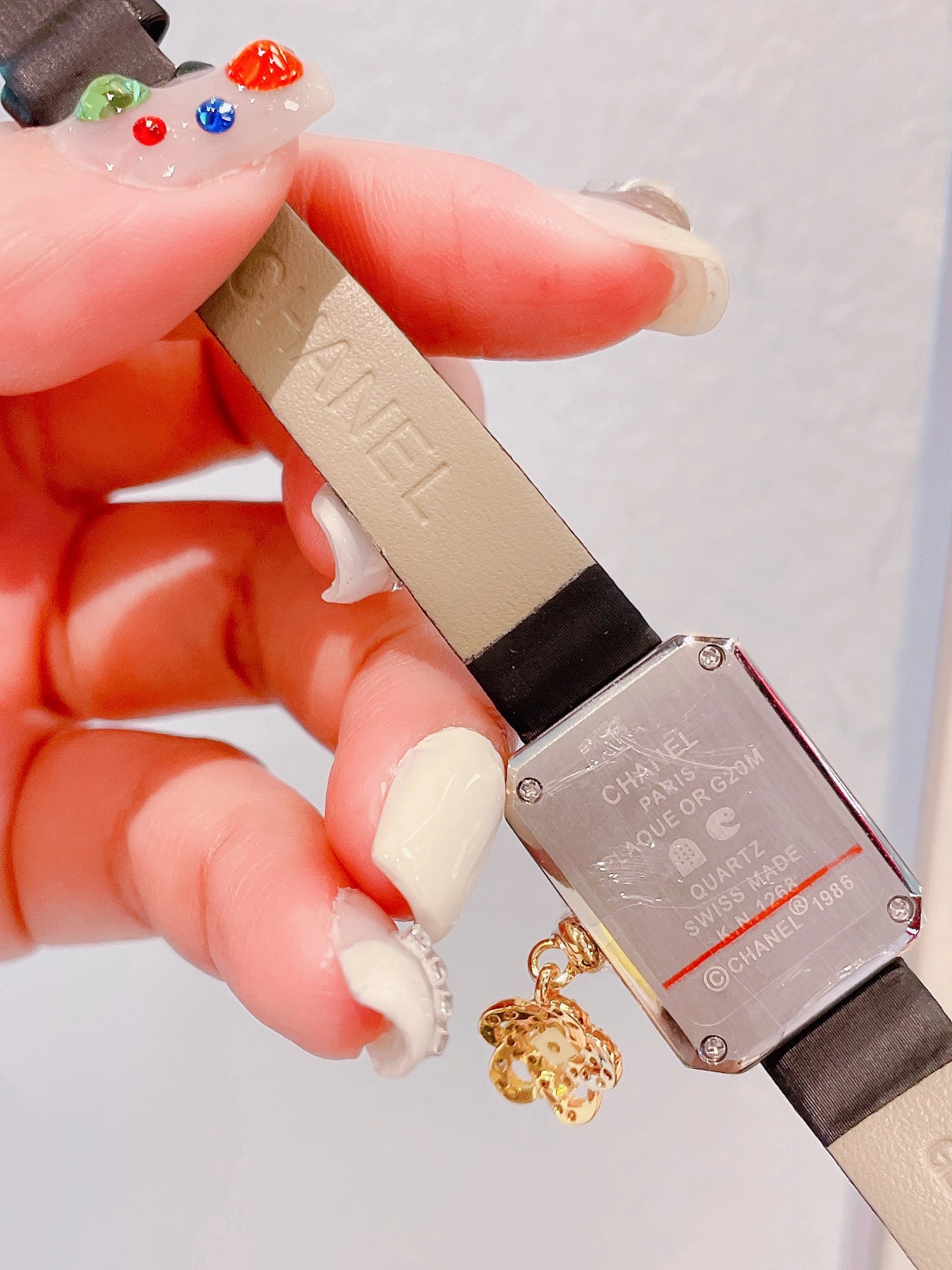 Chanel Watches For Women Minimalist 9504 - Image 3