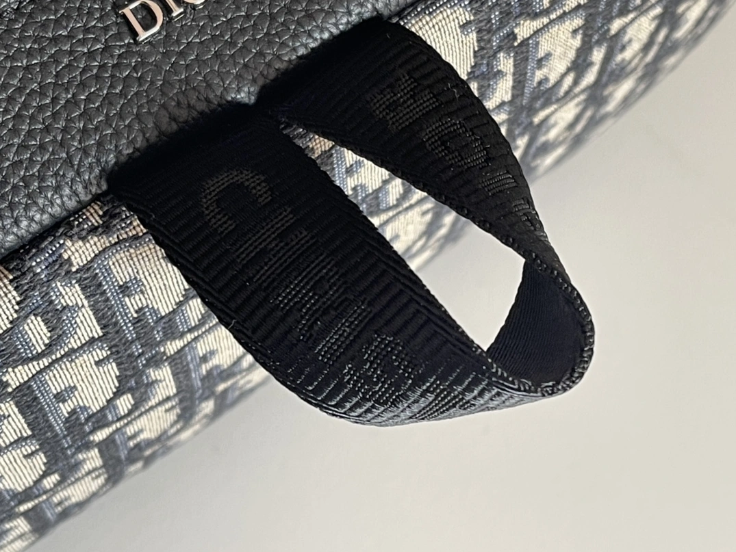 Christian Dior AAA Man Backpacks GoodFit 2246 - Image 7