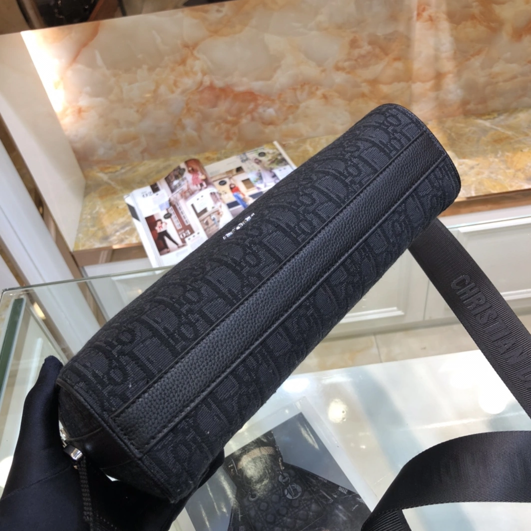 Christian Dior AAA Man Messenger Bags Resilient 3429 - Image 6