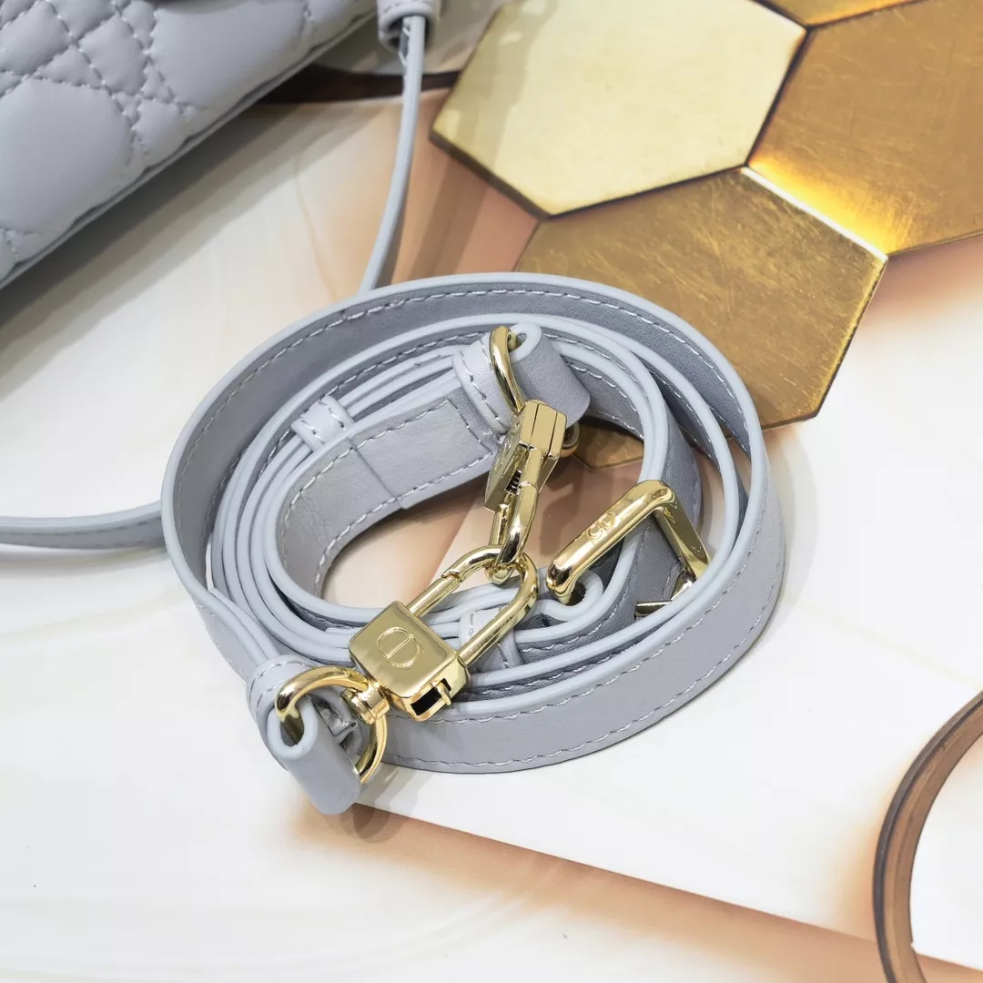 Christian Dior AAA Quality Handbags For Women Versatile 6526 - Image 5