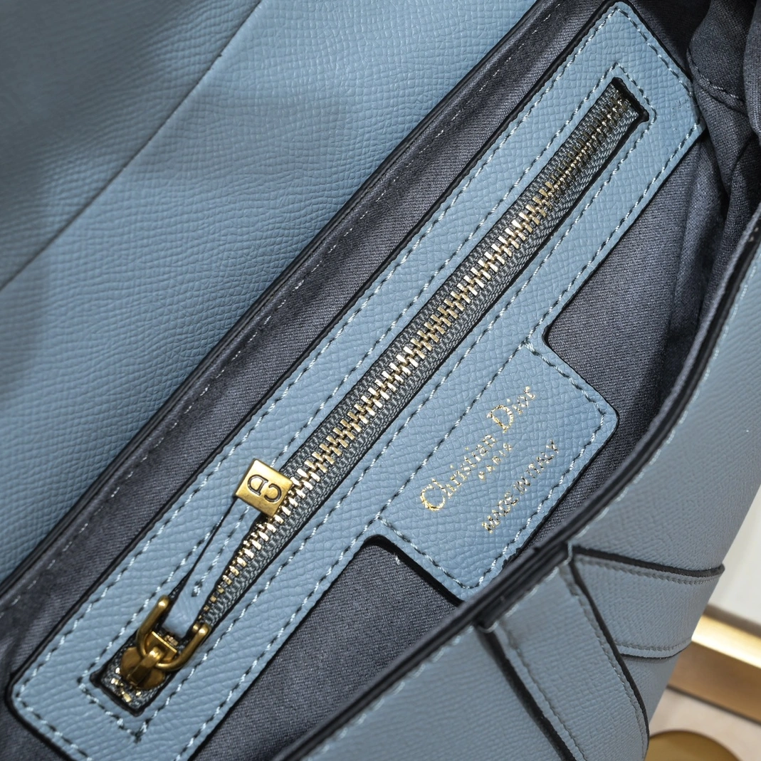 Christian Dior AAA Quality Messenger Bags For Women Cozy 8897 - Image 8