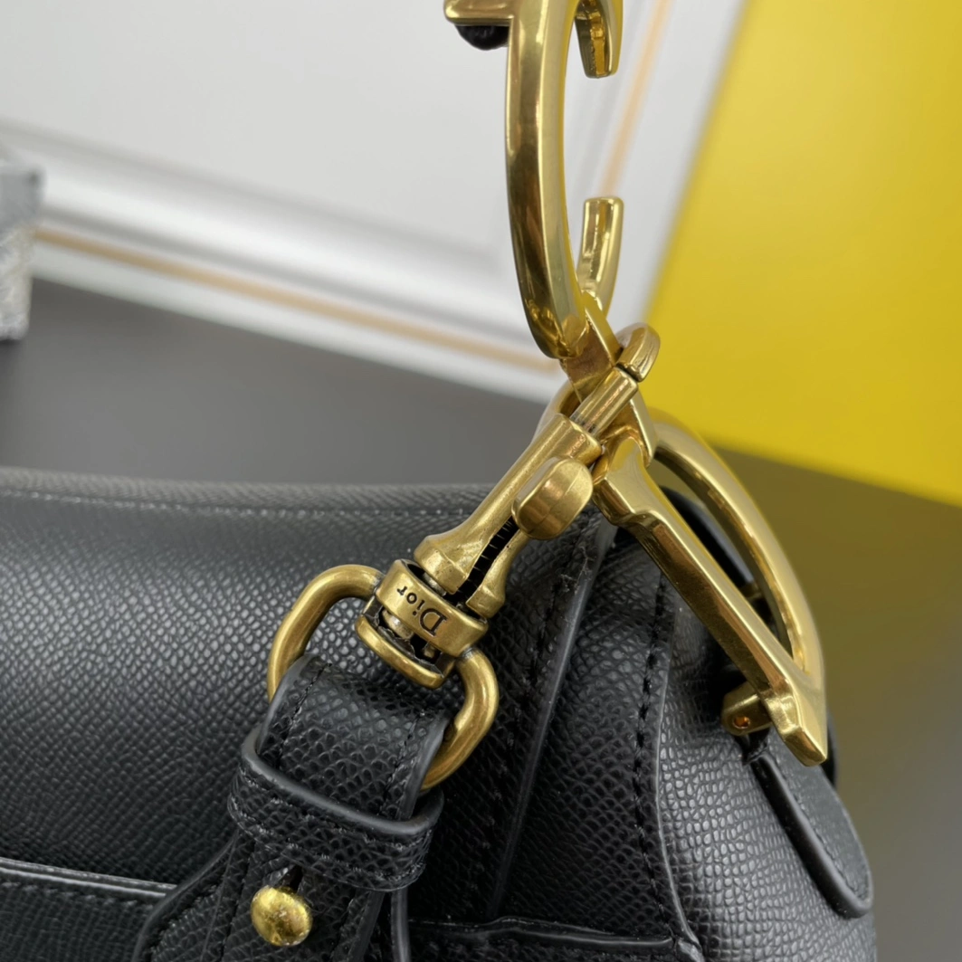 Christian Dior AAA Quality Messenger Bags For Women Durable 5404 - Image 6