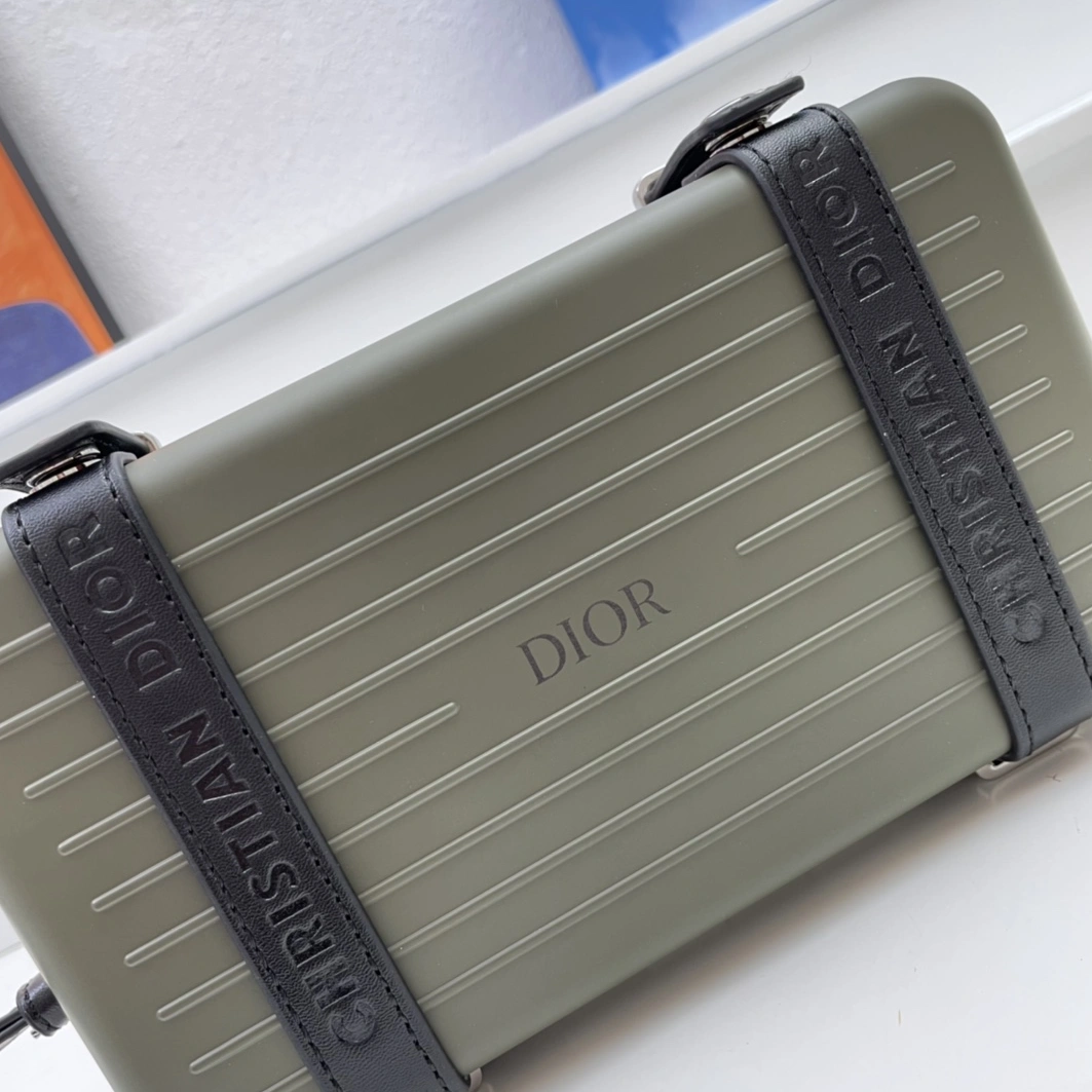 Christian Dior AAA Quality Messenger Bags For Women Minimalist 8519 - Image 4