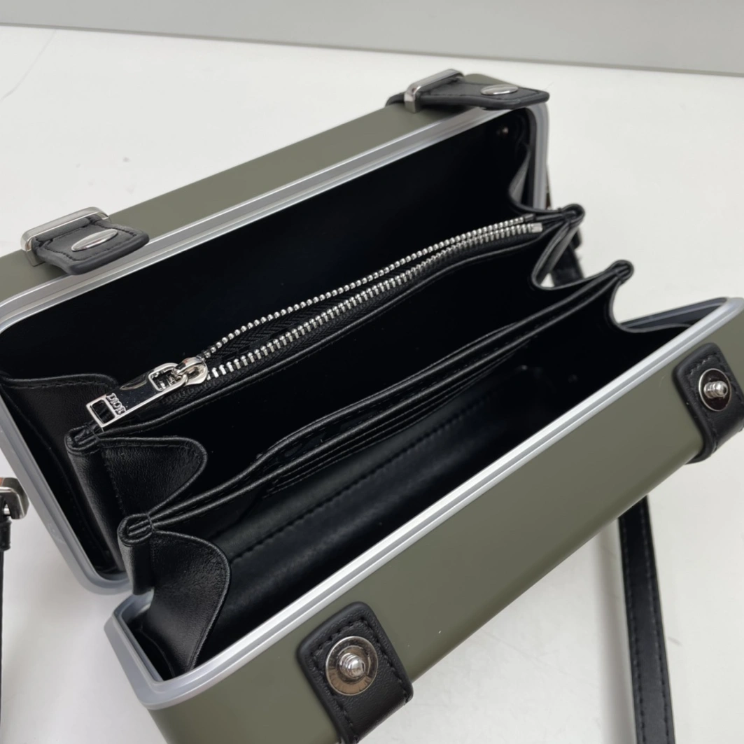 Christian Dior AAA Quality Messenger Bags For Women Minimalist 8519 - Image 8