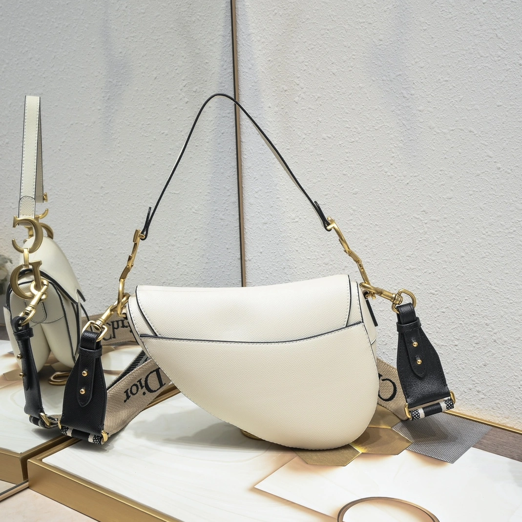 Christian Dior AAA Quality Messenger Bags For Women SportInspired 2670 - Image 4