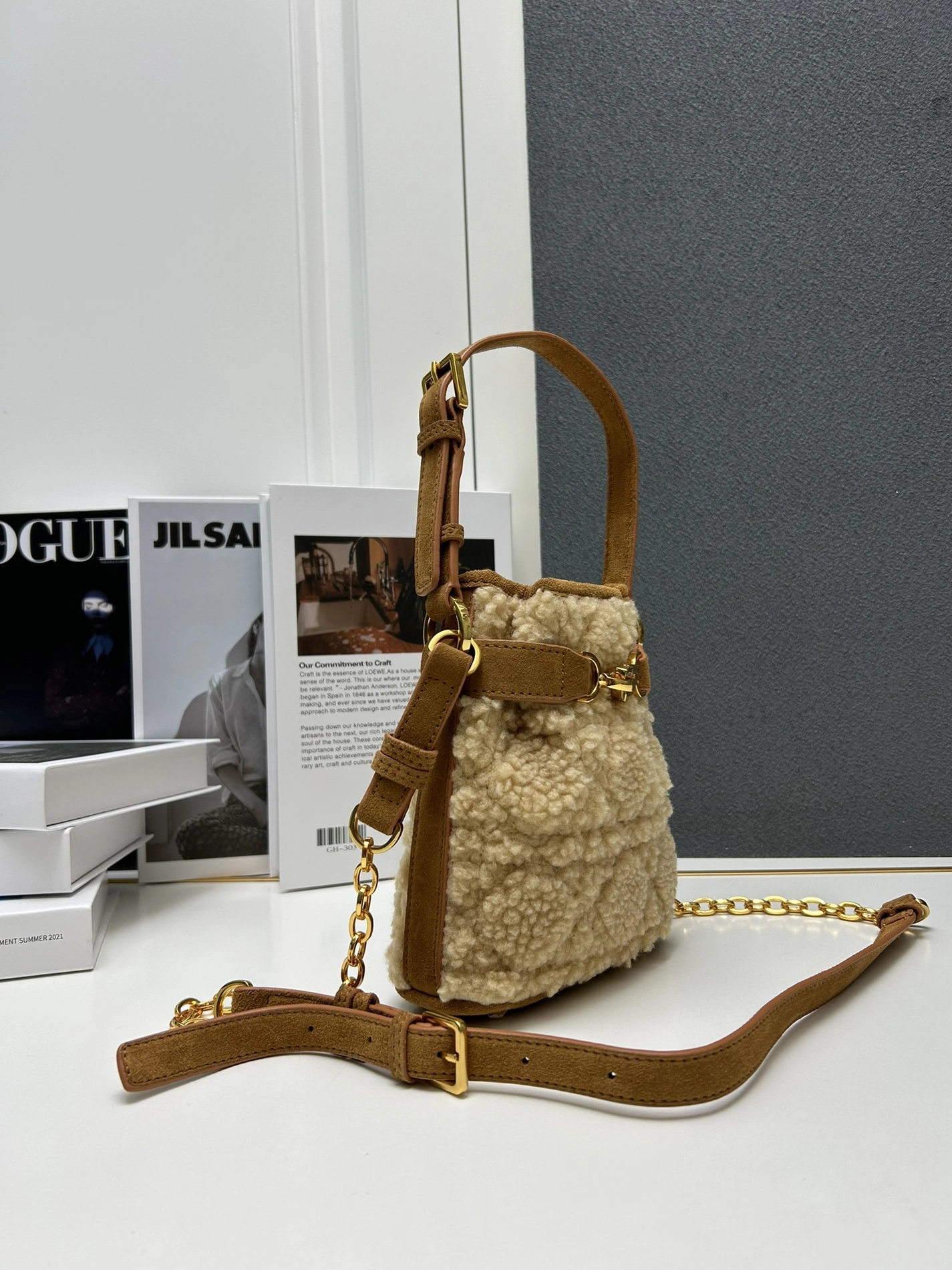 Christian Dior AAA Quality Messenger Bags For Women Trendy 4909