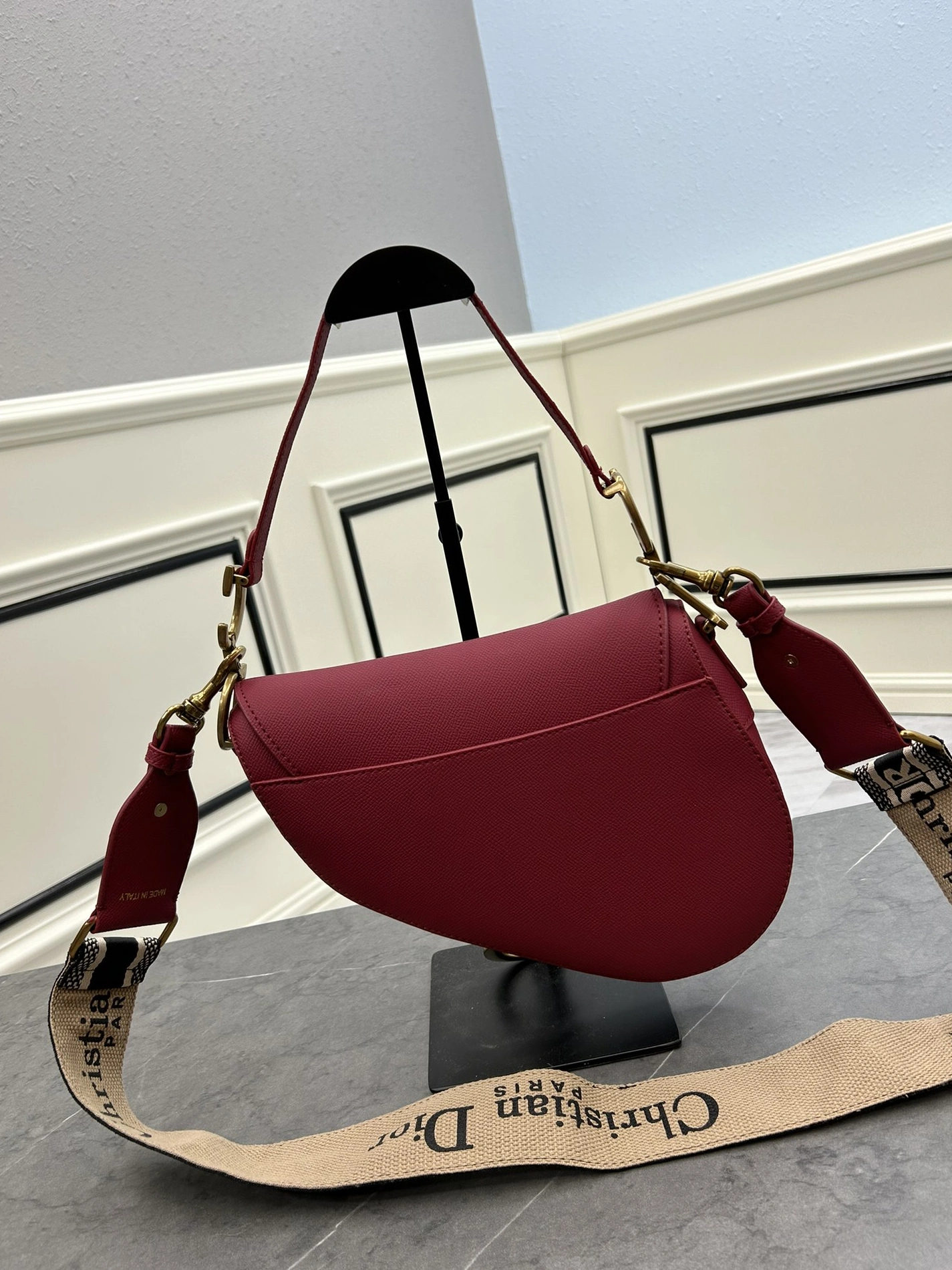 Christian Dior AAA Quality Messenger Bags For Women Vibrant 4044