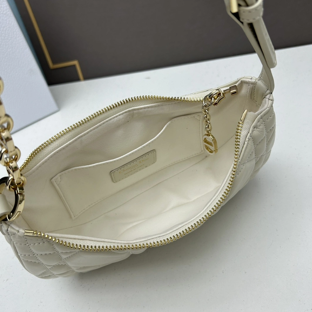 Christian Dior AAA Quality Shoulder Bags For Women Affordable 1109 - Image 7