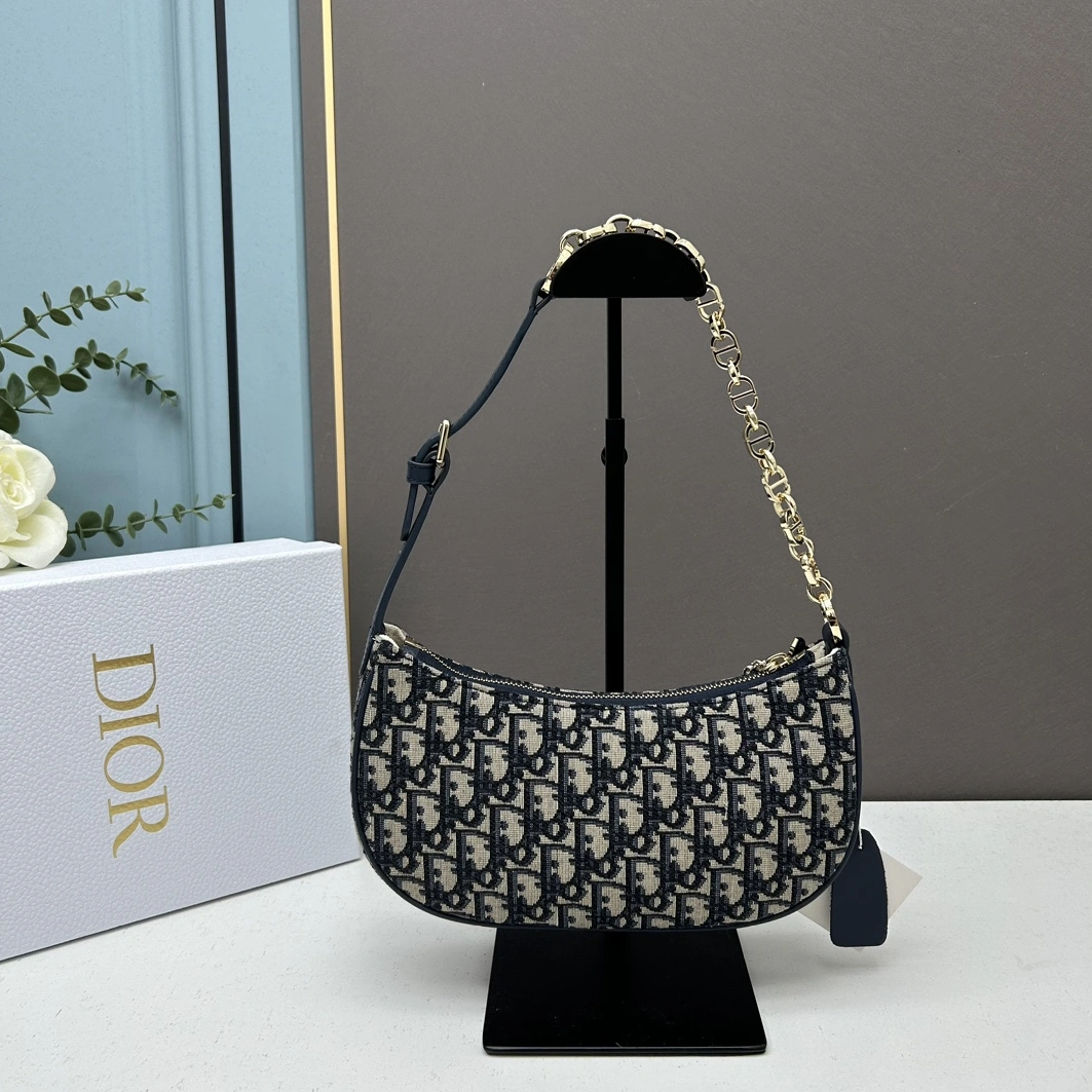 Christian Dior AAA Quality Shoulder Bags For Women Bright 7404 - Image 3