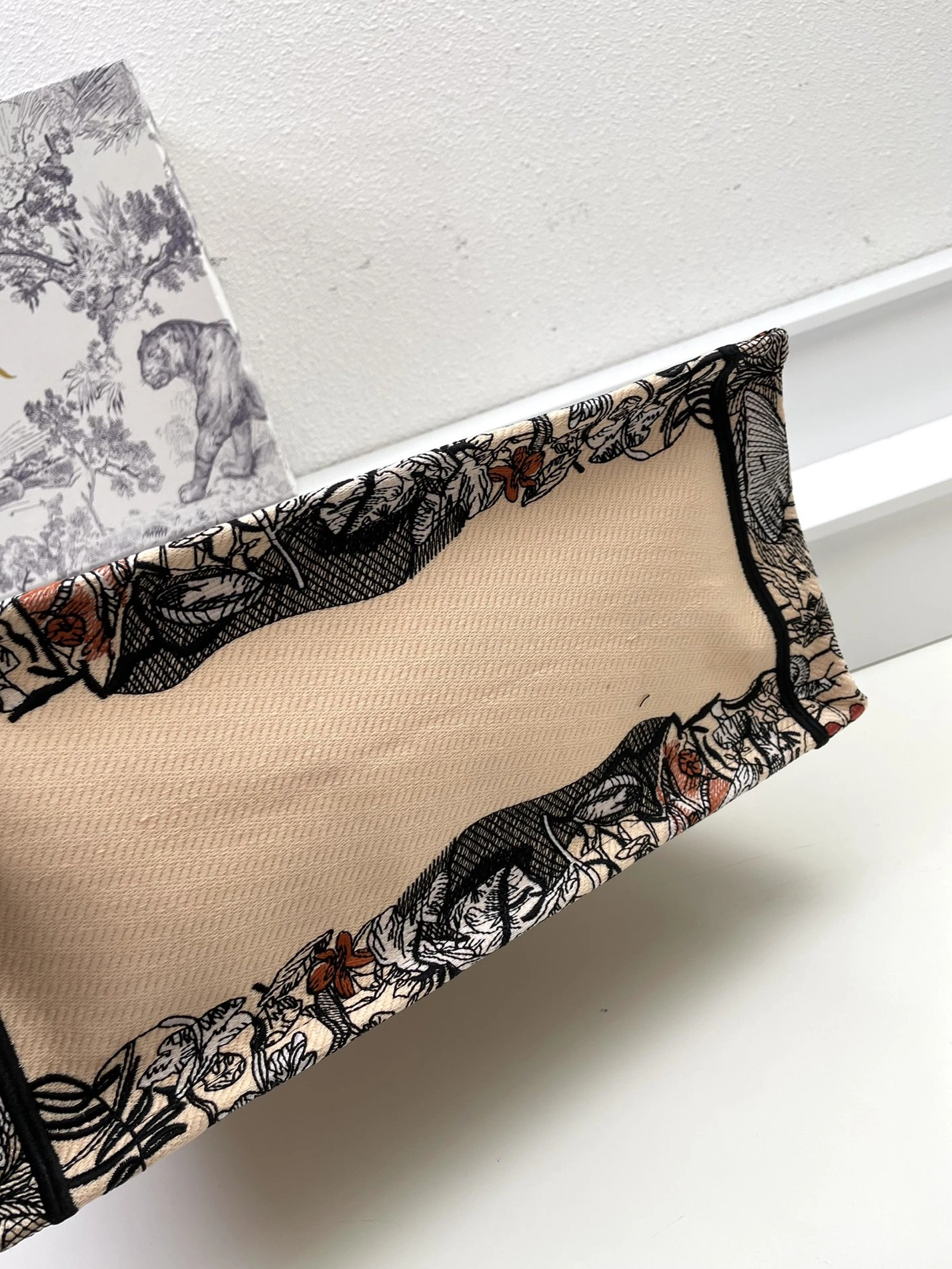 Christian Dior AAA Quality Tote-Handbags For Women EasyMatch 9697 - Image 5