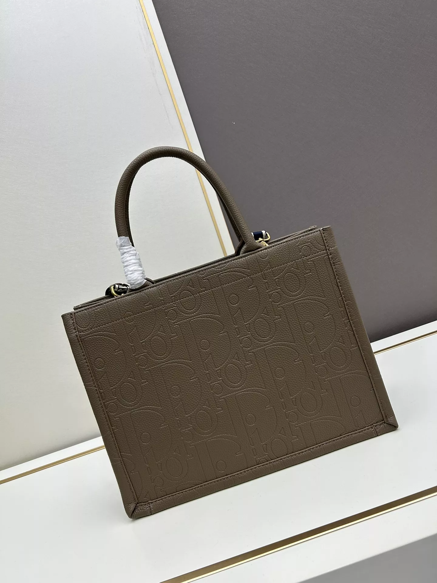 Christian Dior AAA Quality Tote-Handbags For Women GoodFit 8157 - Image 3