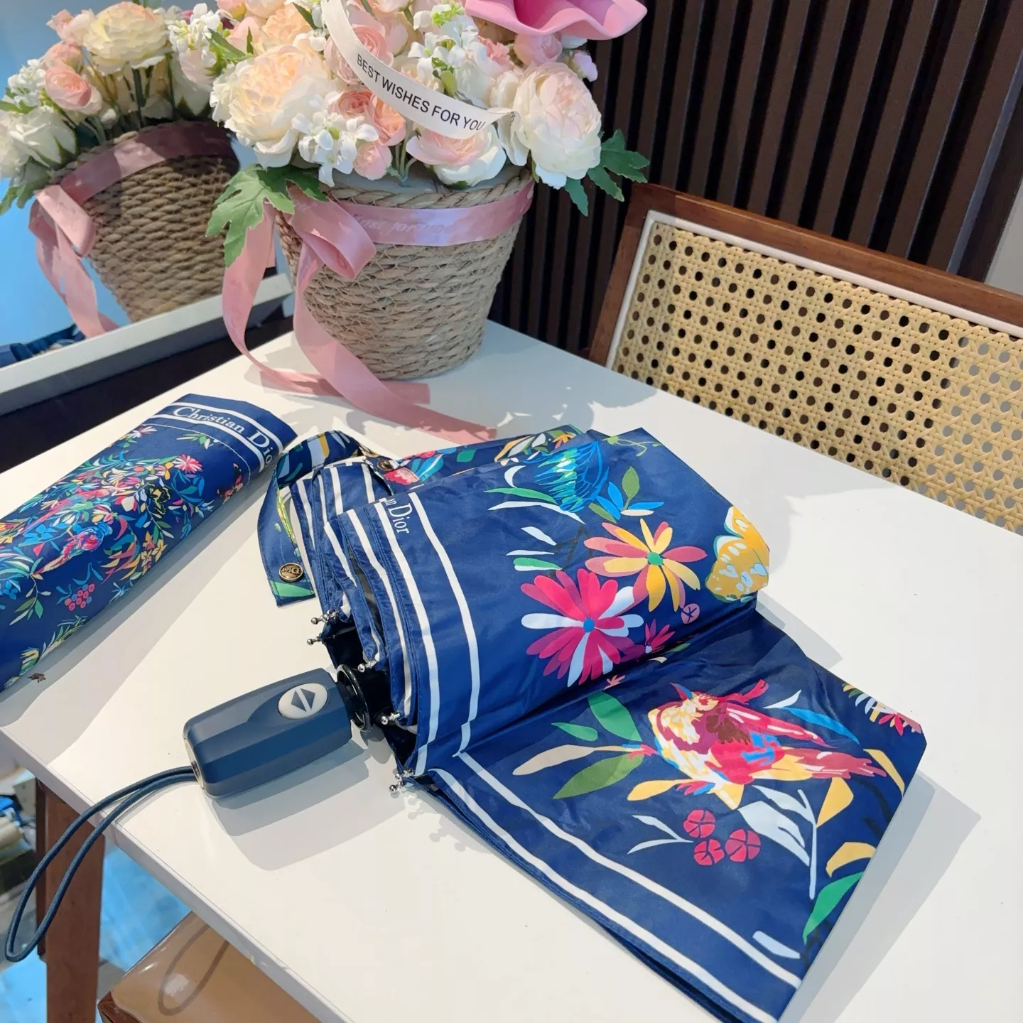 Christian Dior Umbrellas Resilient 4505 - Image 7