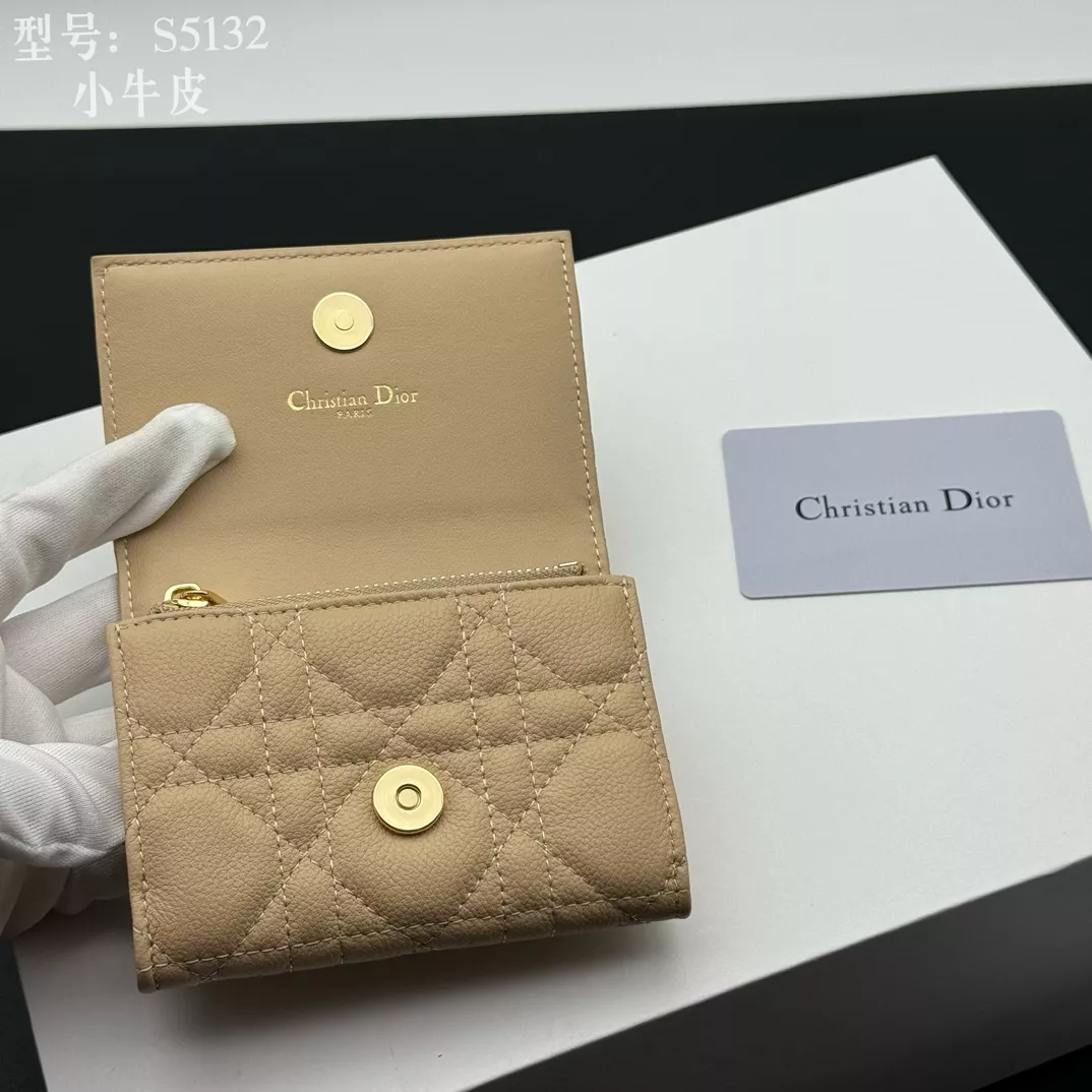 Christian Dior Wallets For Women Stylish 4502 - Image 4