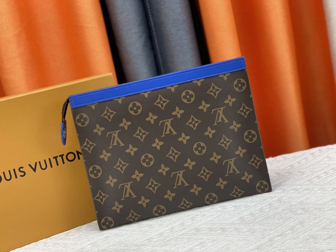 Classic 2480 Louis Vuitton LV Wallets For Unisex - Image 4