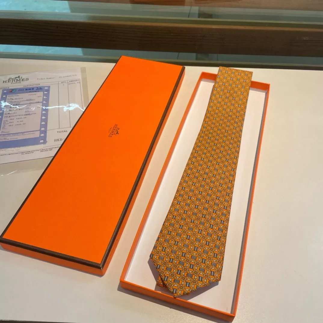Classic 8756 Hermes Necktie
