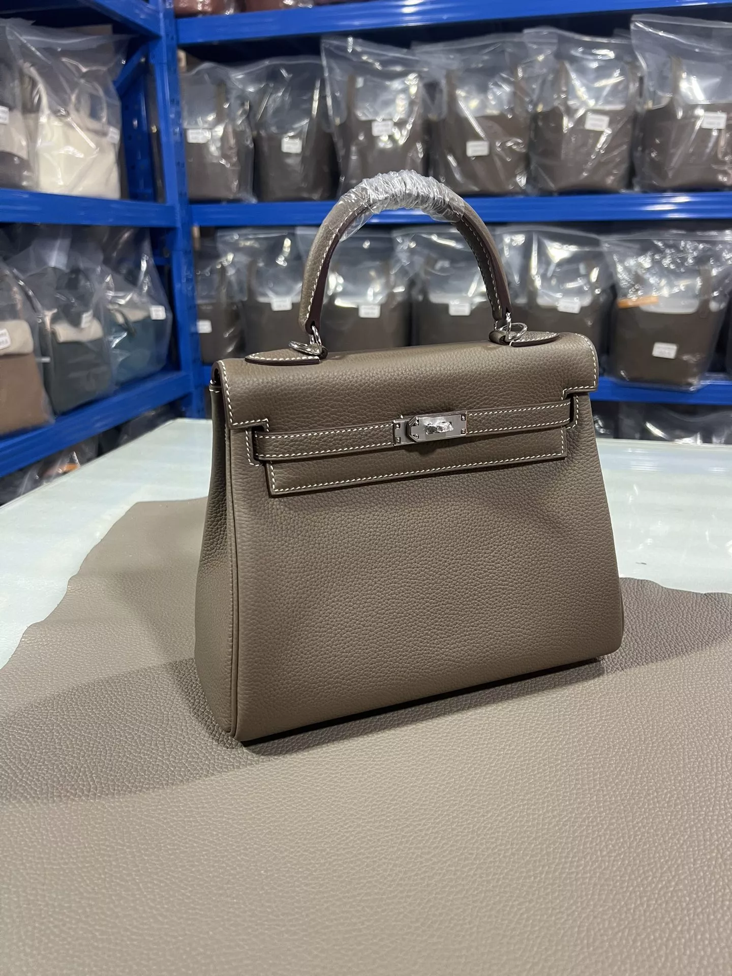 Comfortable 224 Hermes AAA Quality Handbags For Women