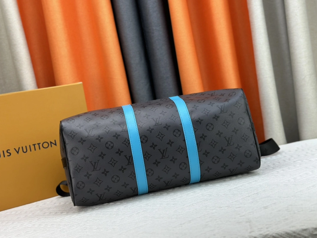 Compact 9747 Louis Vuitton Travel Bags - Image 5