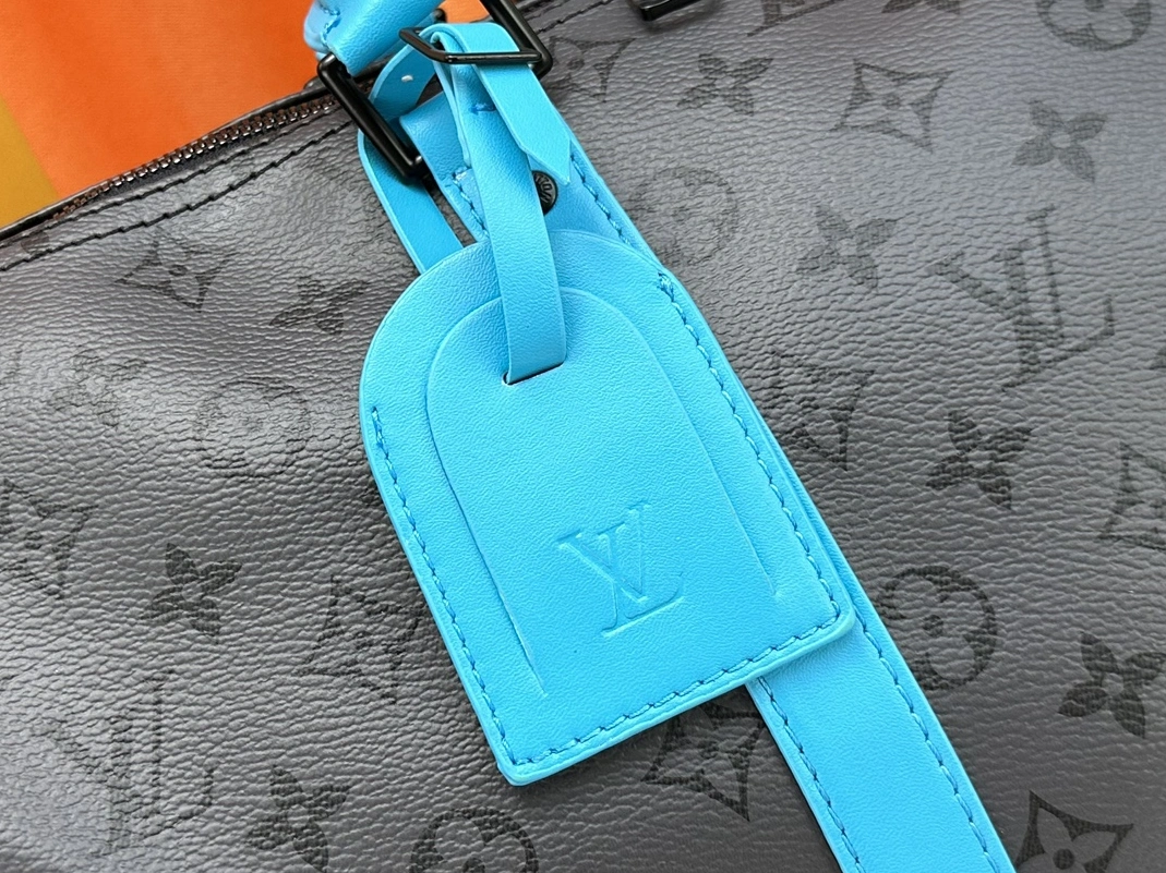 Compact 9747 Louis Vuitton Travel Bags - Image 7
