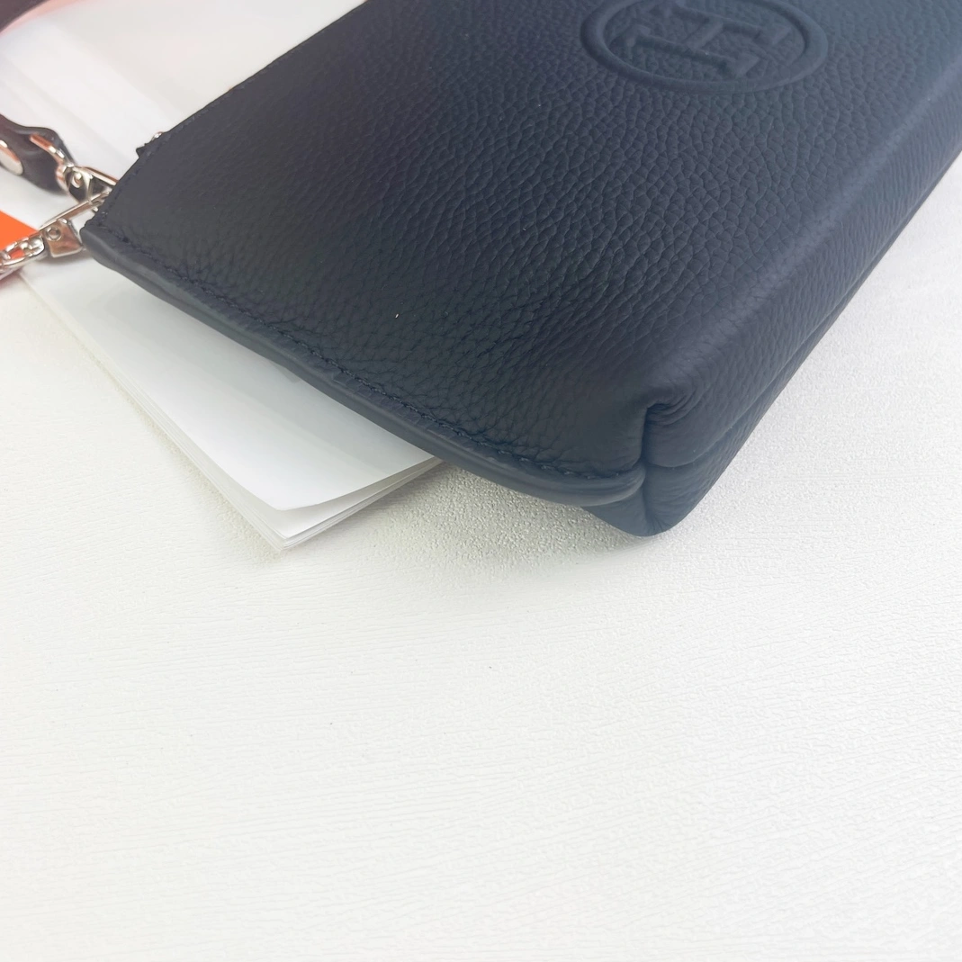 DailyWear 1940 Hermes AAA Quality Messenger Bags For Women - Image 5