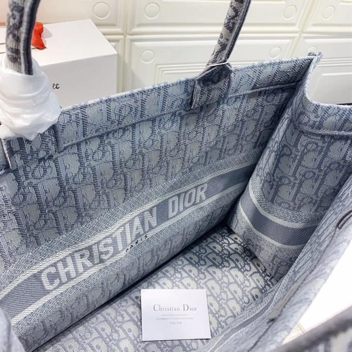 DailyWear 2563 Christian Dior AAA Quality Handbags For Women - Image 6