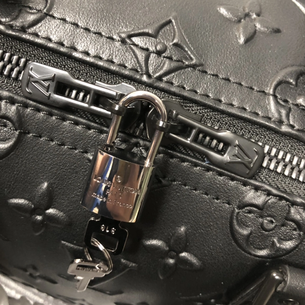 DailyWear 5633 Louis Vuitton Travel Bags - Image 5