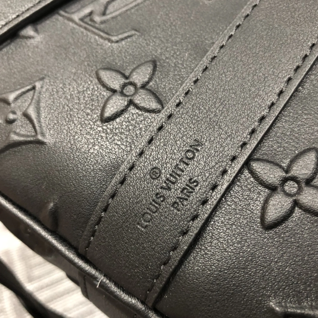 DailyWear 5633 Louis Vuitton Travel Bags - Image 6