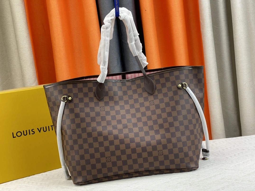 DailyWear 8343 Louis Vuitton AAA Quality Shoulder Bags For Women