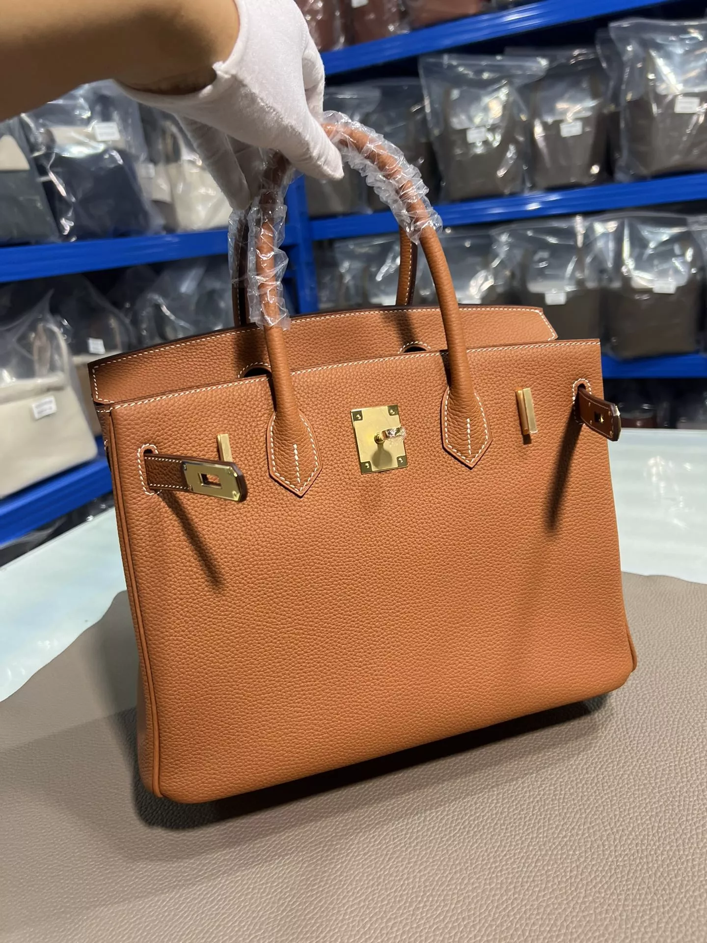 Durable 6828 Hermes AAA Quality Handbags For Women - Image 5