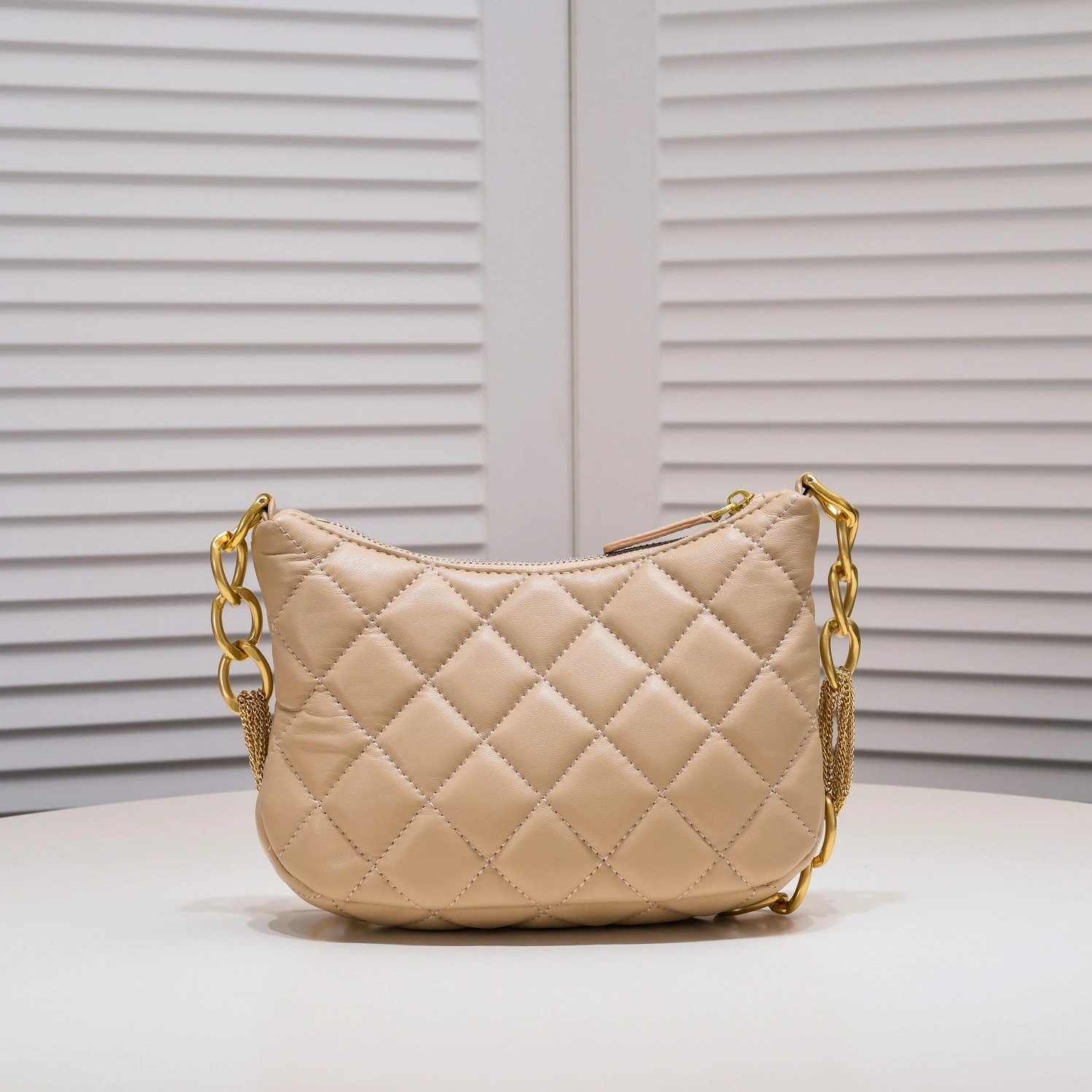 Durable 8115 Chanel AAA Quality Shoulder Bags For Women - Image 3