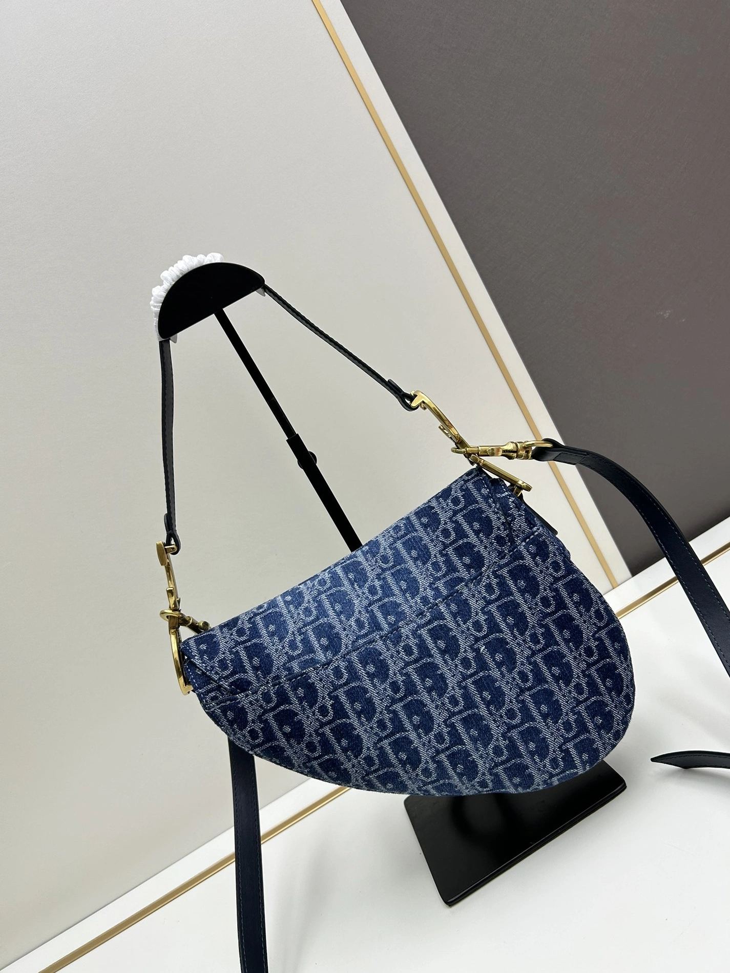 EasyMatch 2918 Christian Dior AAA Quality Messenger Bags For Women