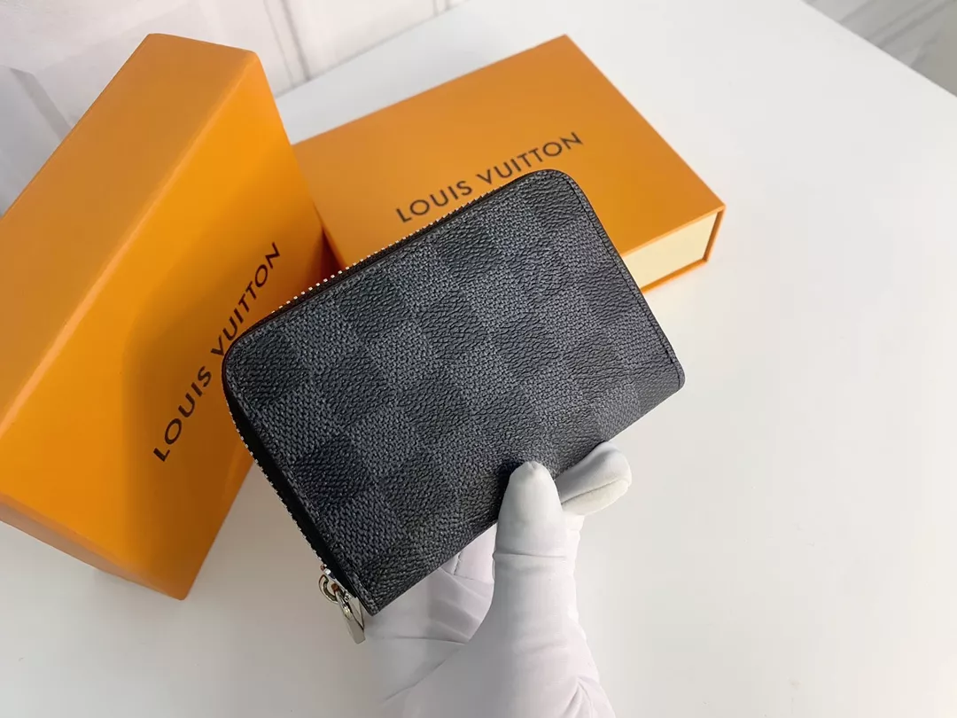 Efficient 6466 Louis Vuitton LV Card Case
