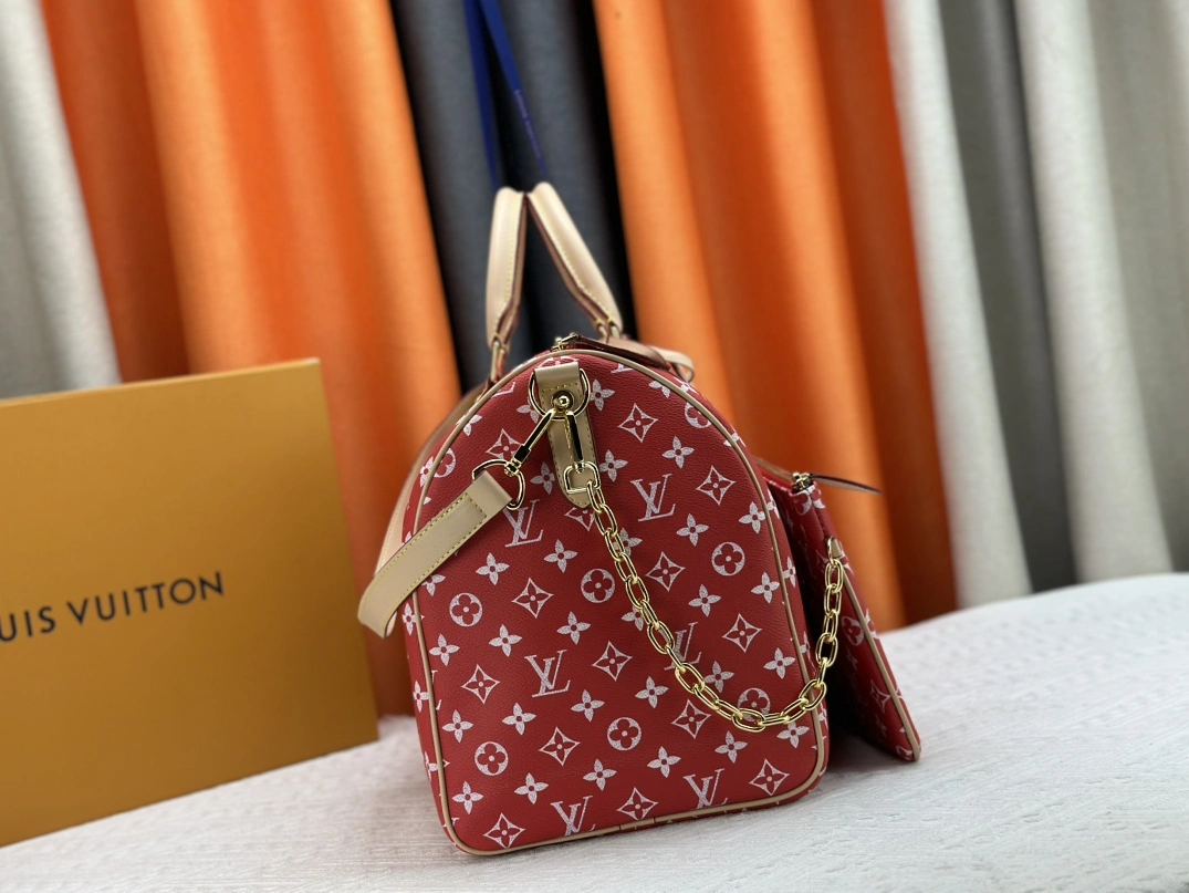 Elegant 5840 Louis Vuitton Travel Bags - Image 3