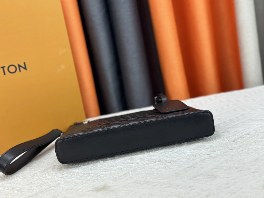 Elegant 7815 Louis Vuitton LV Wallets For Unisex - Image 5