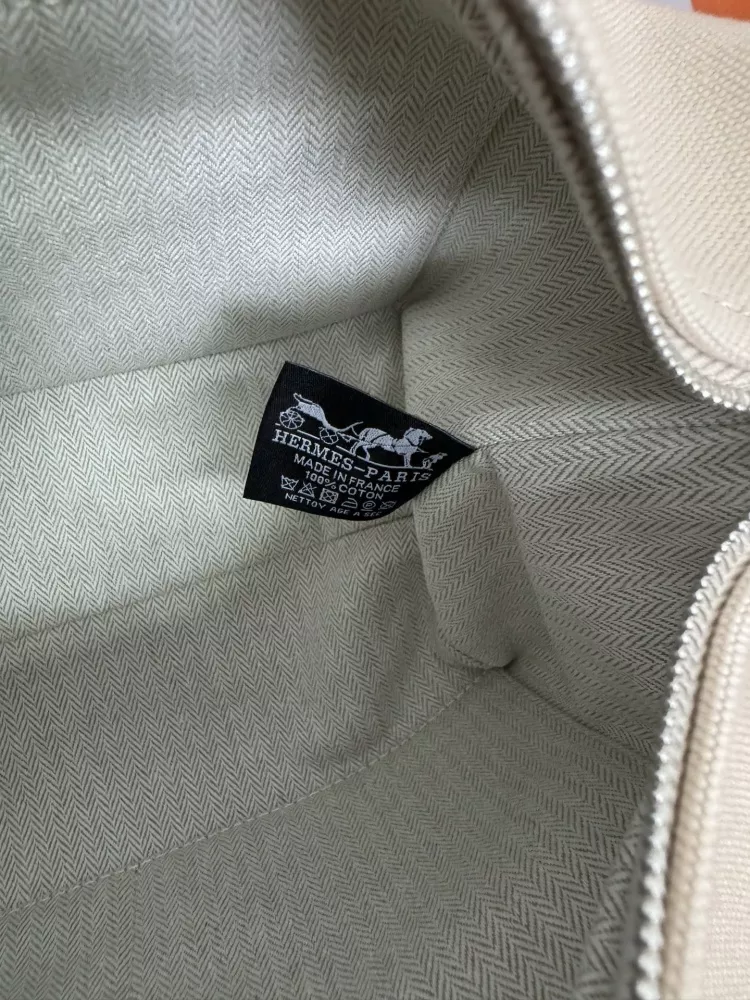 Fashionable 1799 Hermes AAA Quality Handbags For Women - Image 6