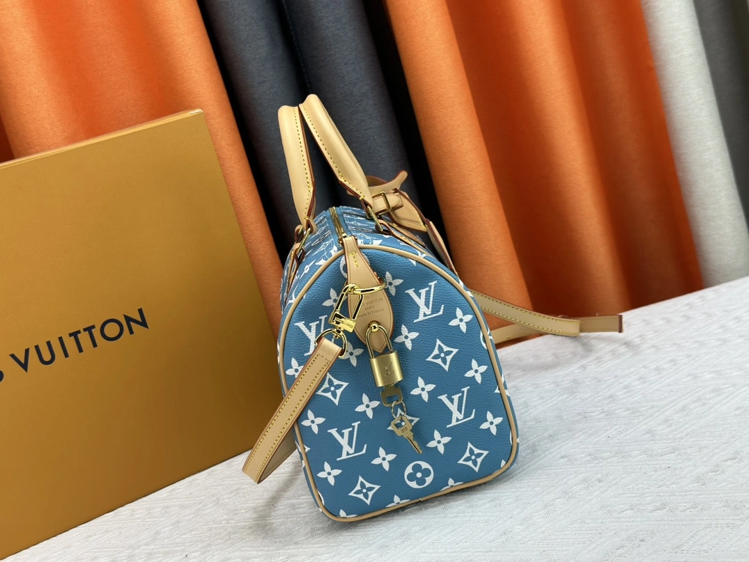 Fashionable 2071 Louis Vuitton AAA Quality Handbags For Women - Image 3