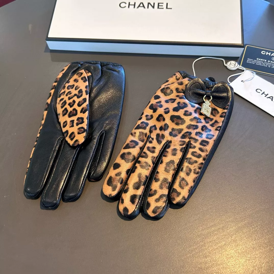 Functional 3390 Chanel Gloves For Women
