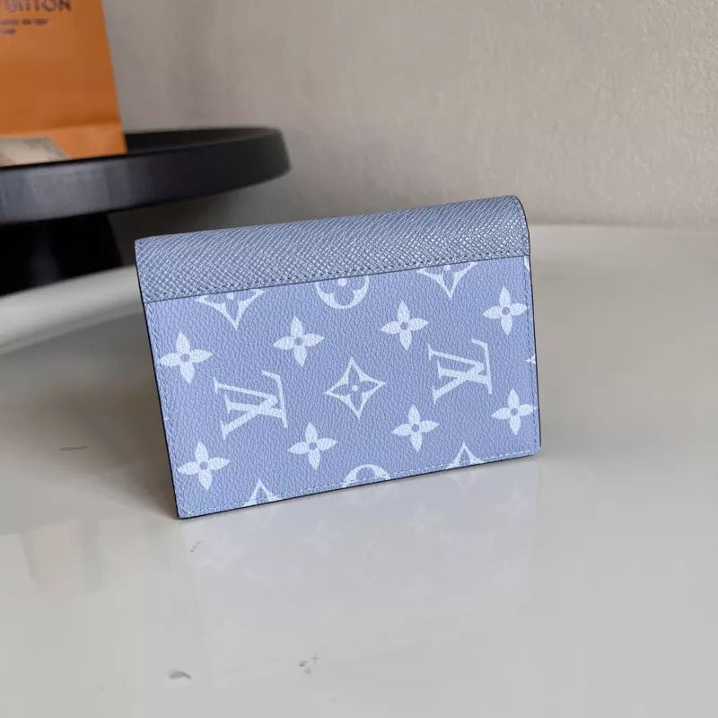 Functional 961 Louis Vuitton LV Card Case - Image 3